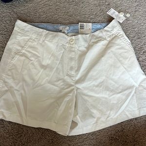 Crown and Ivy Caroline Short Size 12